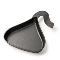 HERSHEY'S KISSES Seasoned Cast Iron KISSES Skillet